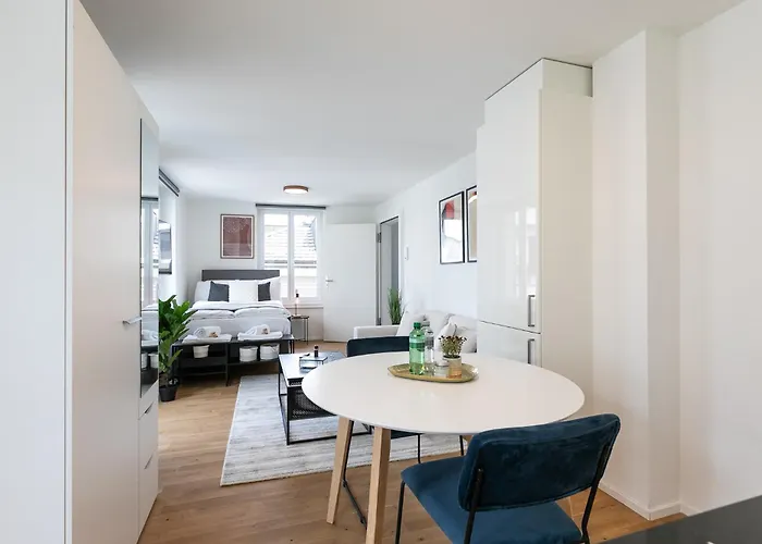 Joy - Roter Platz Sankt Gallen